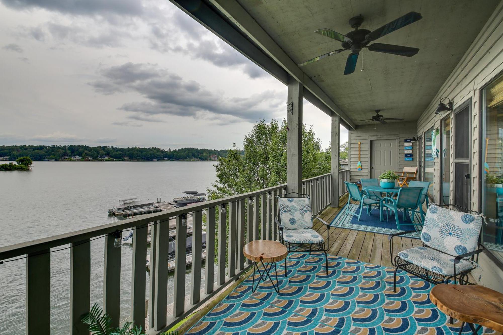 Spacious Hot Springs Penthouse Stunning Lake View מראה חיצוני תמונה